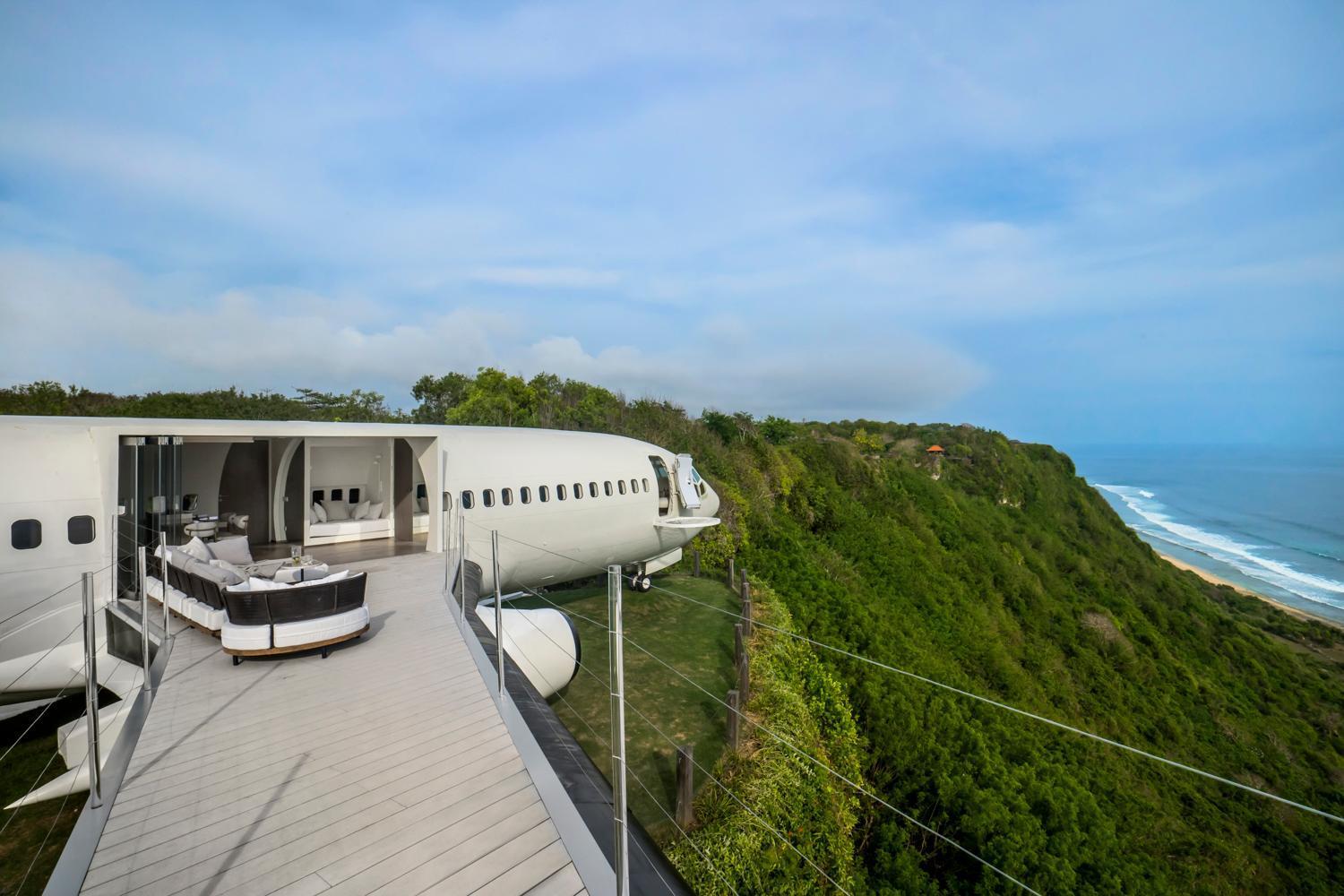 Private Jet Villa Uluwatu ภายนอก รูปภาพ