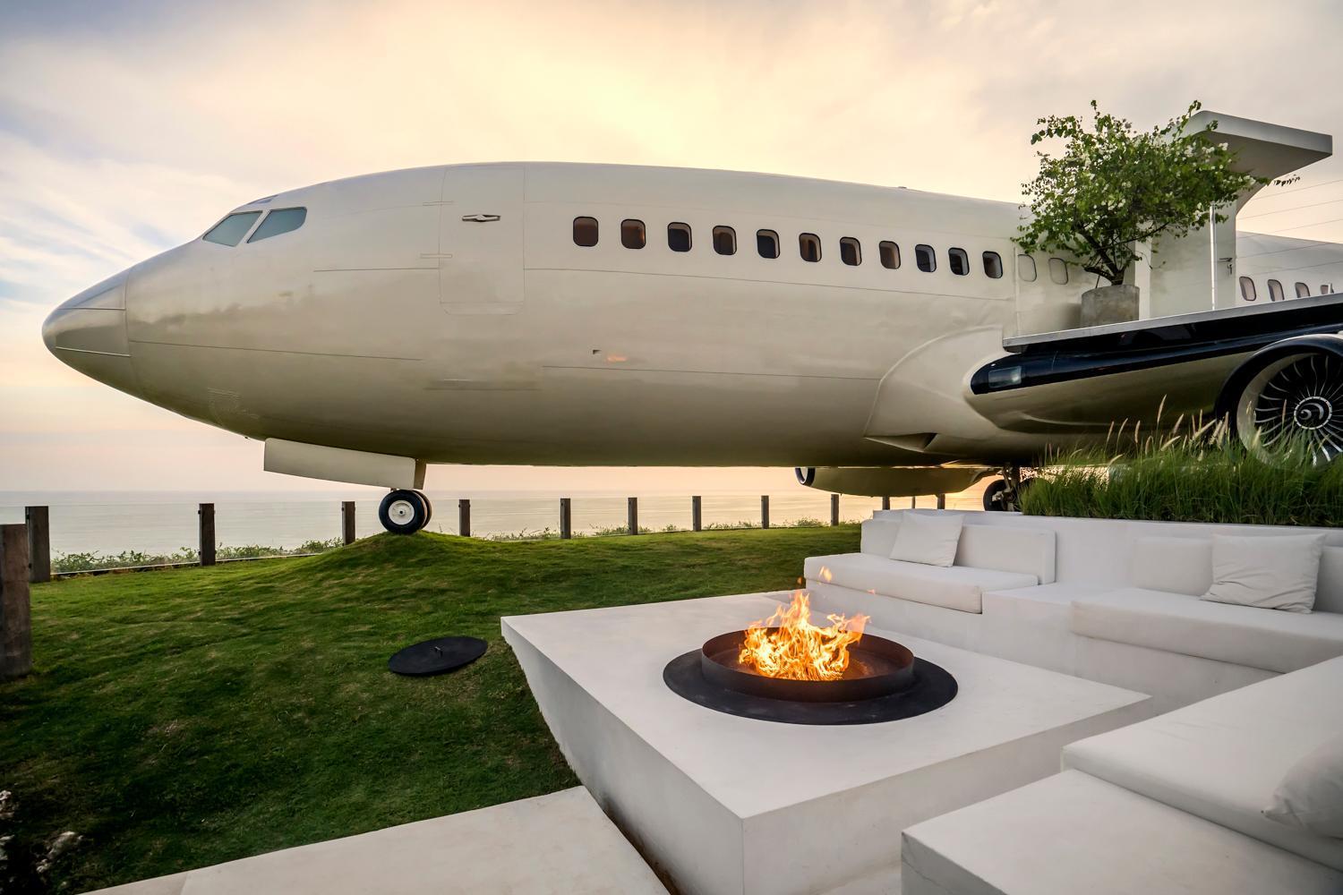 Private Jet Villa Uluwatu ภายนอก รูปภาพ